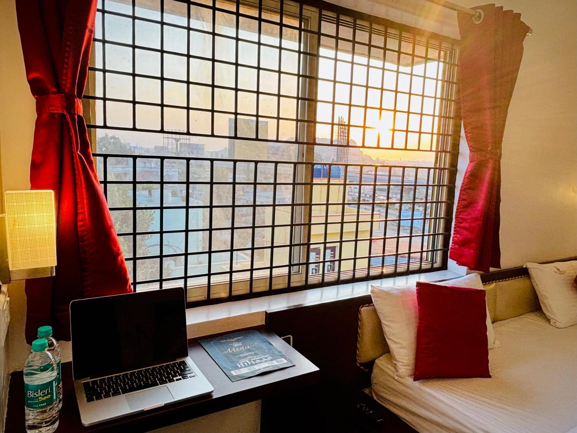 Sai Shreyas Residency, Best Hotel Near Bangalore Airport Dod Jala Екстериор снимка
